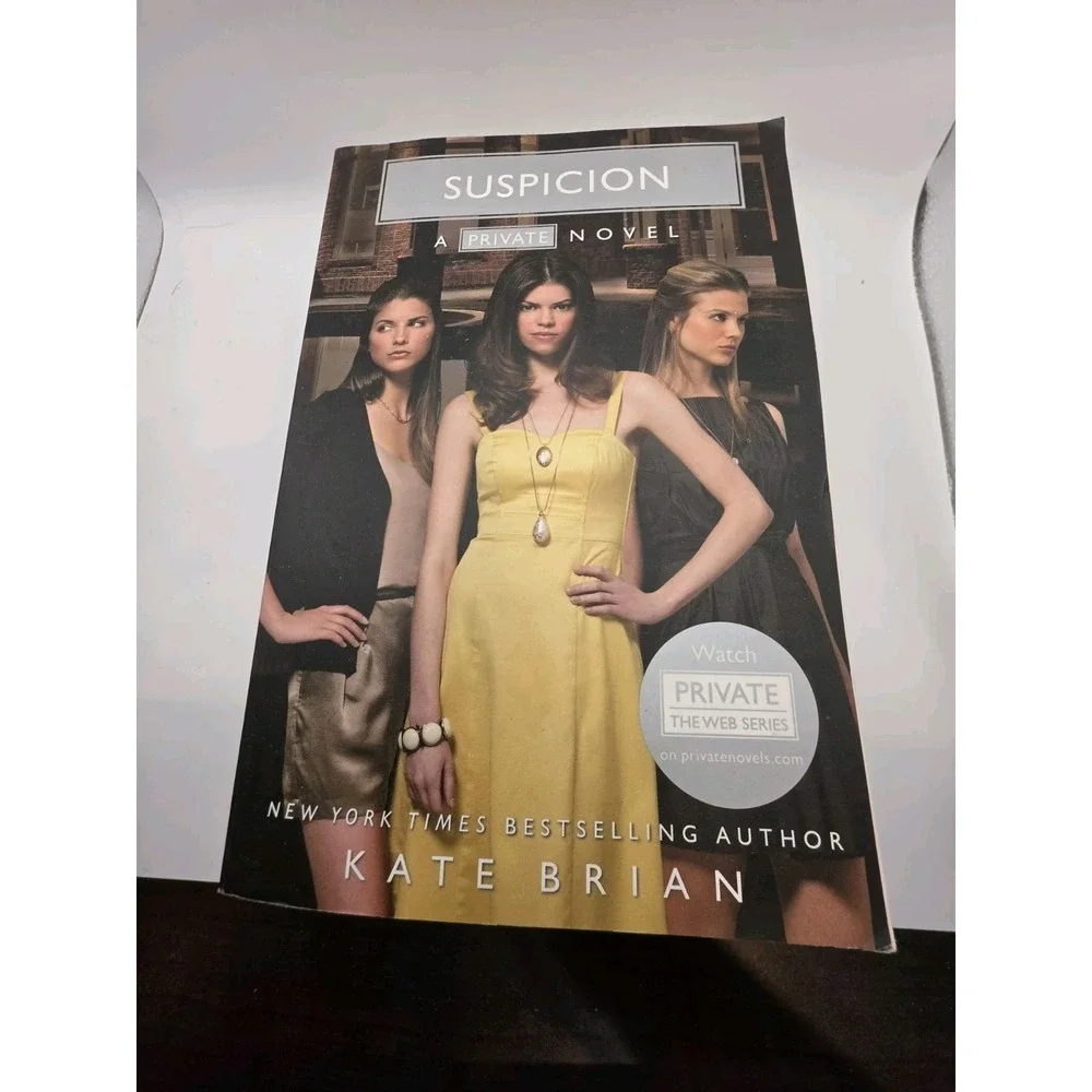 Lot of 5 Private Series 1 Privilege Kate Brian Paperback Books Social Boarding